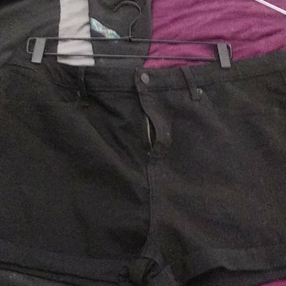 18/34 high rise shorts